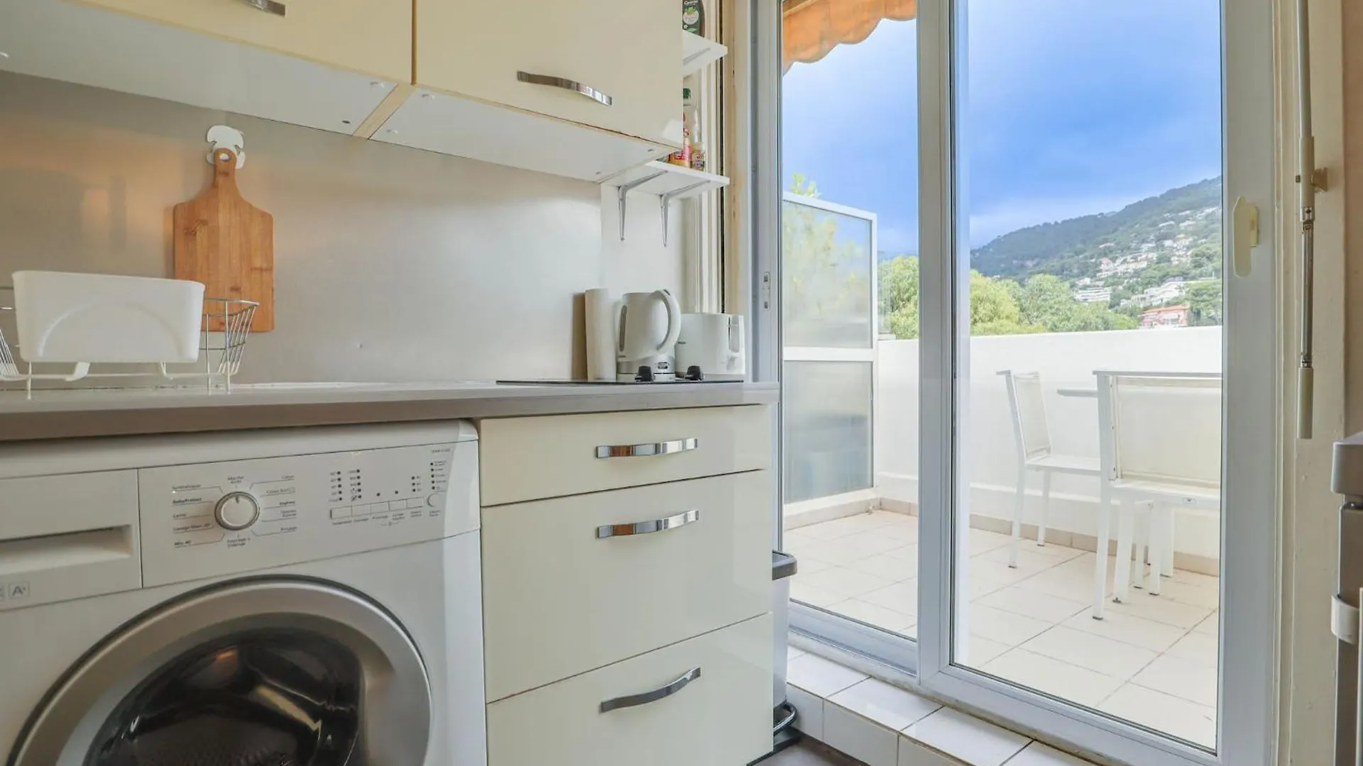 Apartment Cosy Studio, Proche Plage Et Gare, Vue Montagne Roquebrune-Cap-Martin